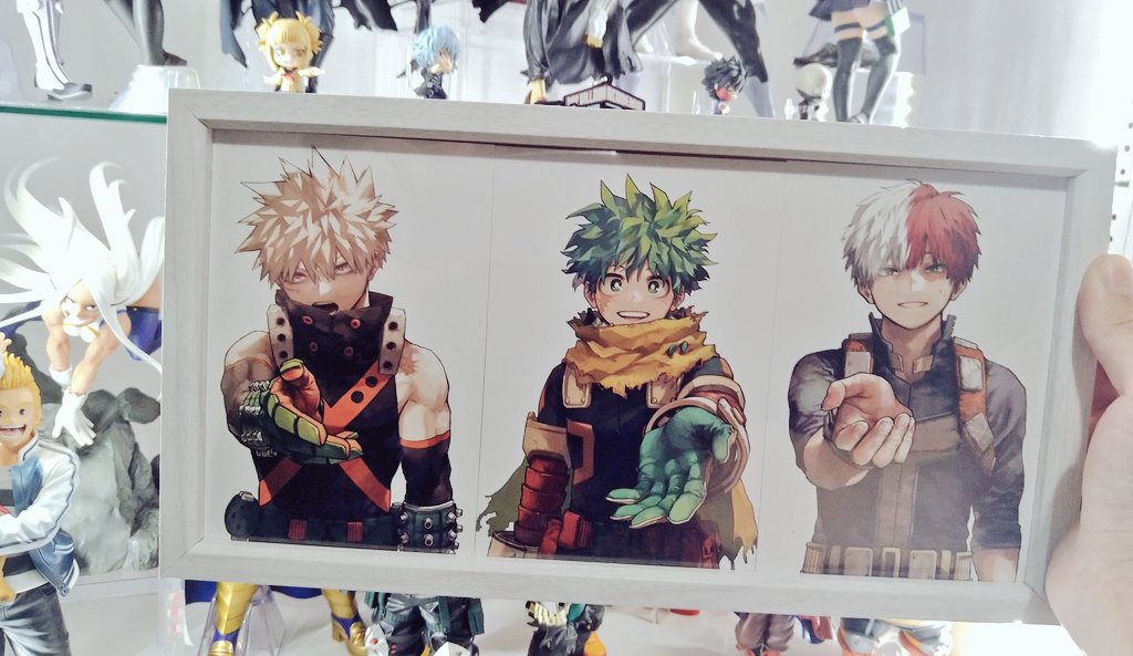 Memo_noMemo's tweet photo. 僕のヒーローアカデミア。最終巻、3周くらい読み直し、ようやく心の整理が着きましたので一言。

間違いなく彼ら・彼女らは僕のヒーローでした。���度もガソリンになってくれましたし、今後もなってくれると思います。
改めて素敵な物語をありがとうございました！堀越先生の次作もお待ちしております！ https://t.co/0KKKql8Nz8