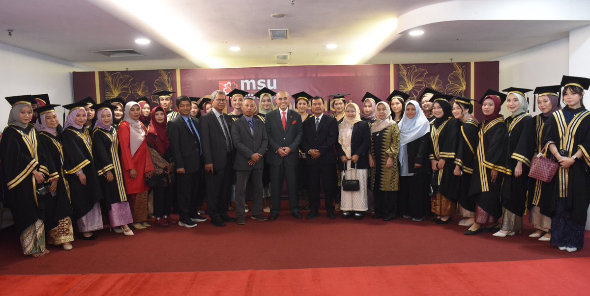 MohdShukriYajid's tweet photo. Congratulations to our international students from Indonesia, proudly standing among the largest group of graduates at #MSUConvo34! Your hard work and dedication have brought you to this remarkable milestone. Here's to a future filled with success and achievements! @MSUmalaysia https://t.co/i13SvYx1hZ