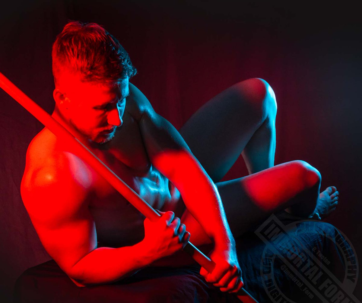 immortal_form's tweet photo. Phil in red and blue
.
.
#figurestudyphotography #handsomehunk #malenudeart #gay #gayart #gayphotography #gayphotographoftheday #gaypositivity #queerphotography #queerphoto #handsome #muscle #hotguy #nudemale #nudemaleart #nudemalephotography #fineart https://t.co/YjjplCEKvq