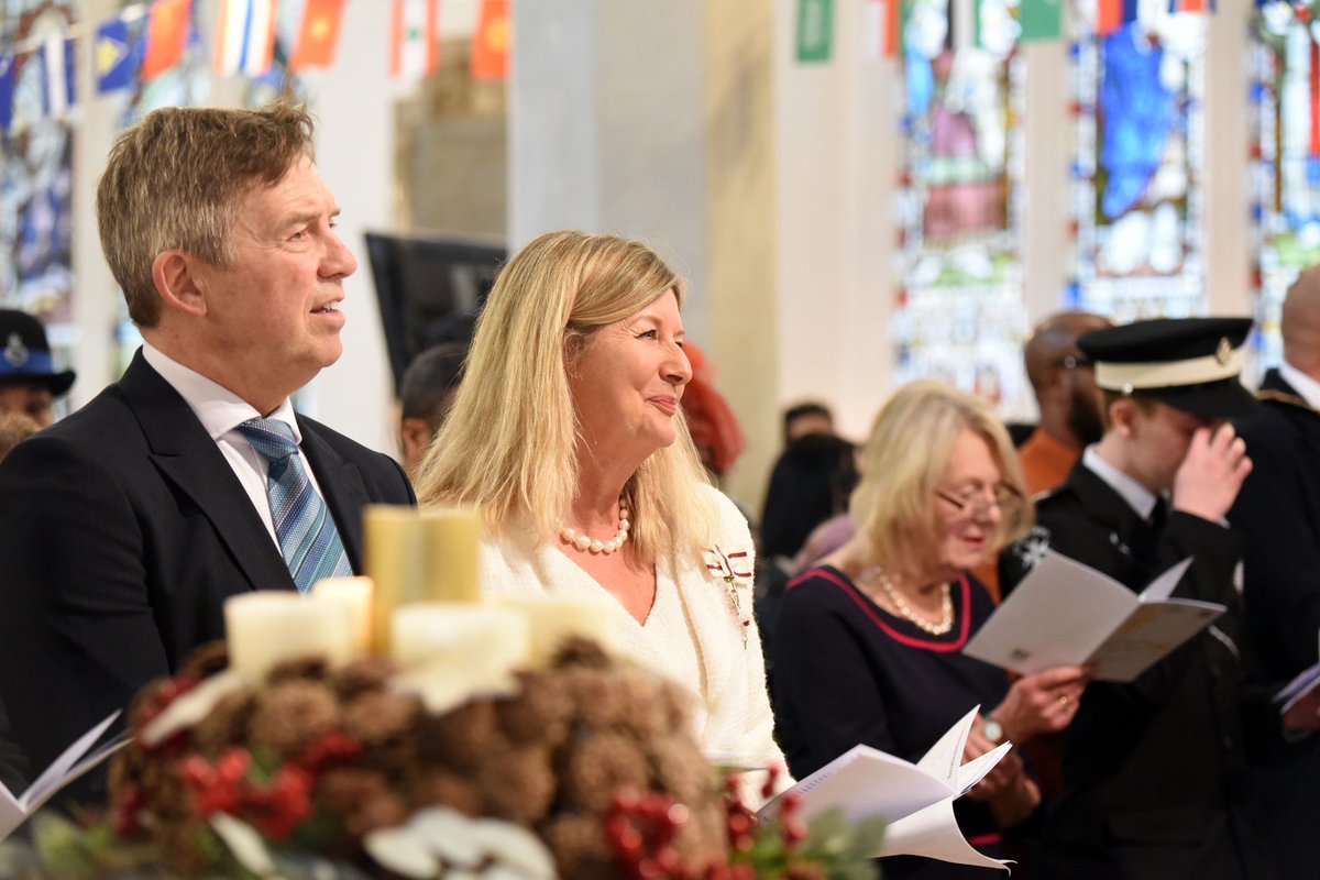 Lord-Lt Bedfordshire tweet media