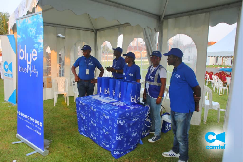 Camtelonline's tweet photo. #FBPC: c'est lancé bluetiful!
En tant que sponsor officiel, nous prenons activement part à la 3e édition du Festival international de la banane-plantain.
1/2 https://t.co/kvmC1wtNYH