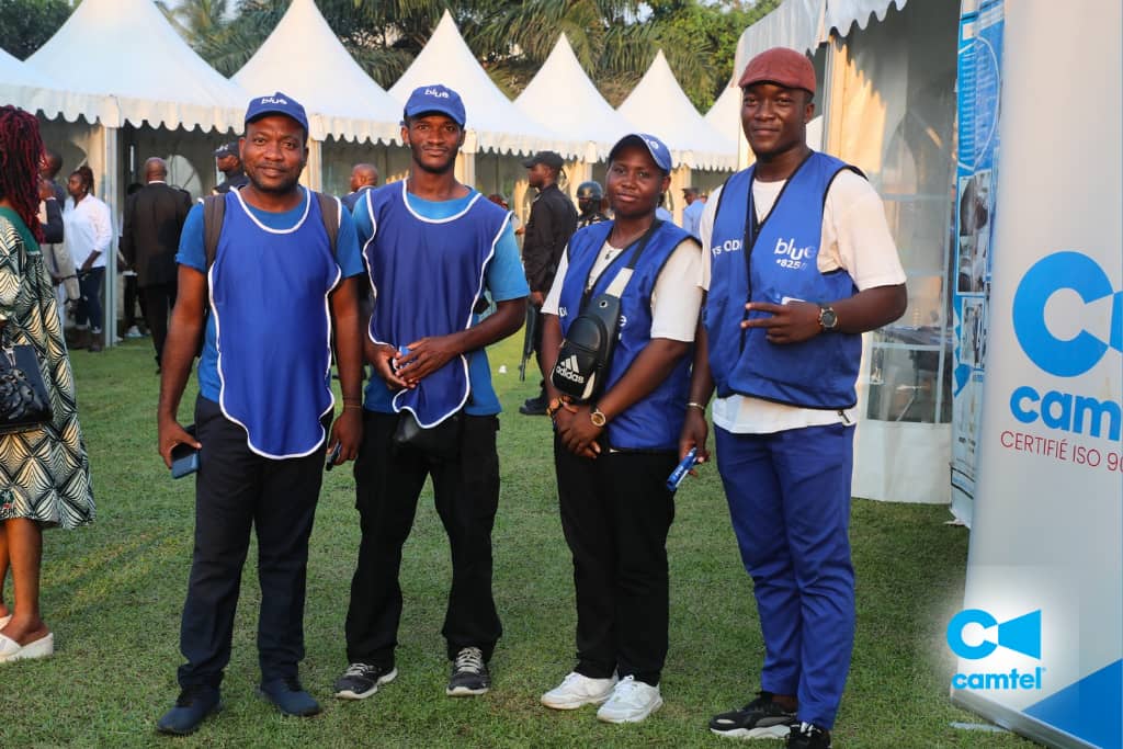 Camtelonline's tweet photo. #FBPC: c'est lancé bluetiful!
En tant que sponsor officiel, nous prenons activement part à la 3e édition du Festival international de la banane-plantain.
1/2 https://t.co/kvmC1wtNYH