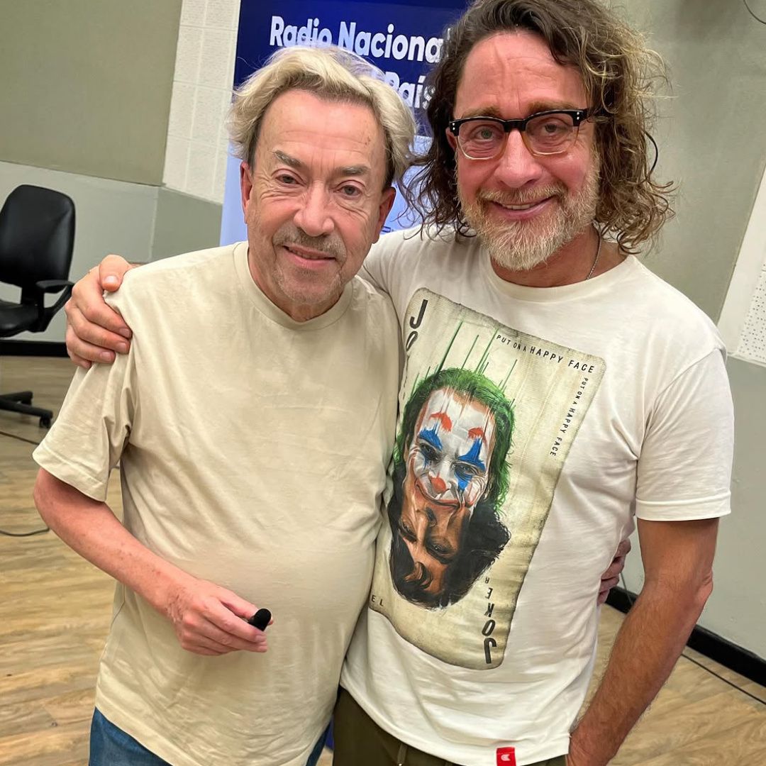 #ZZN (@zznoficial) on Twitter photo 📻 <a href="/AlePakerOk/">Alejandro Paker</a> paso por #AloPachano antes de Reestrenar #MammaMia en MDQ 🎭 Revivi la Entrevista que le concedio a <a href="/PachanoAnibal/">Anibal Pachano</a> junto a <a href="/GilLabordeM/">#Nana#</a> en LRA1 (870AM) y las 48 Radios Publicas: buff.ly/4imN5EN 🔊 📻 <a href="/AlePakerOk/">Alejandro Paker</a> paso por #AloPachano antes de Reestrenar #MammaMia en MDQ 🎭 Revivi la Entrevista que le concedio a <a href="/PachanoAnibal/">Anibal Pachano</a> junto a <a href="/GilLabordeM/">#Nana#</a> en LRA1 (870AM) y las 48 Radios Publicas: buff.ly/4imN5EN 🔊