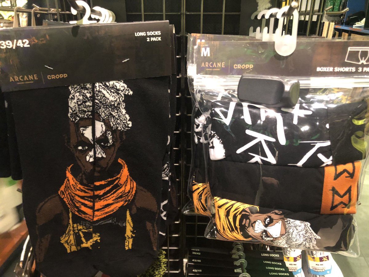 They do this but refuse to #BringBackArcaneToTheitemShop <a href="/EpicGames/">Epic Games Store</a> <a href="/FortniteGame/">FortniteGame</a>