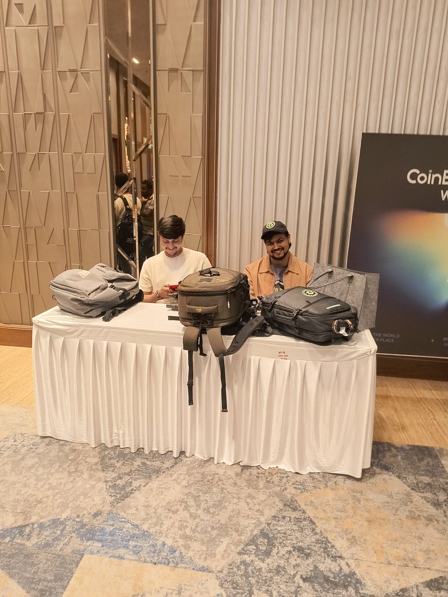 suraj_sharma14's tweet image. Spotted @HrishiqueMunshi everywhere during #IBW24 @IBWofficial leading the charge and making waves! 

On the other side, deeply connected with @drpcorg and driving impactful initiatives. 🚀

@drpcorg is making strides across India—an inspiring move to Grow Everywhere! 🌏💪

#DRPC…