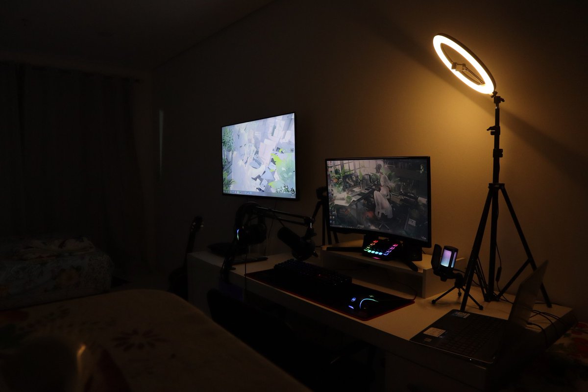 HouseofSilber's tweet photo. ¡Especial 1000 suscriptores! Mostrando mi setup
Link del video: https://t.co/b0jA6woYzk https://t.co/x0TXFpejOk