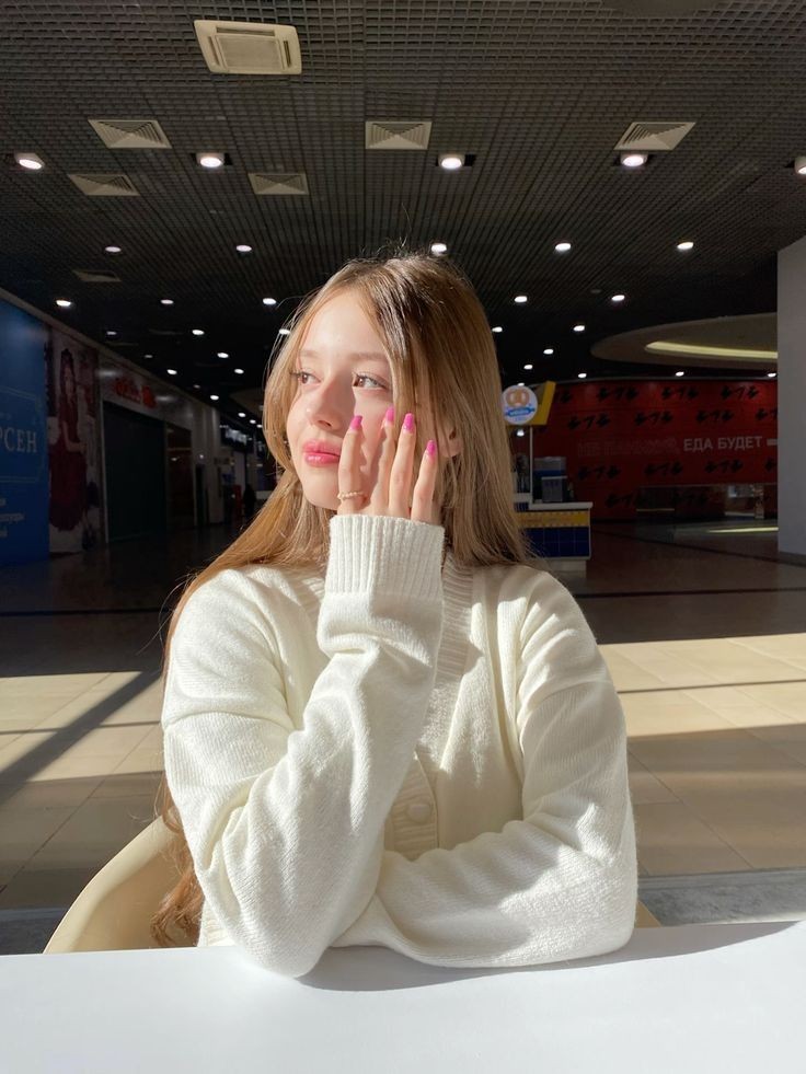 HAVE A BEAUTIFUL NIGHT 😘 

HOW ARE YOU GYES 😘