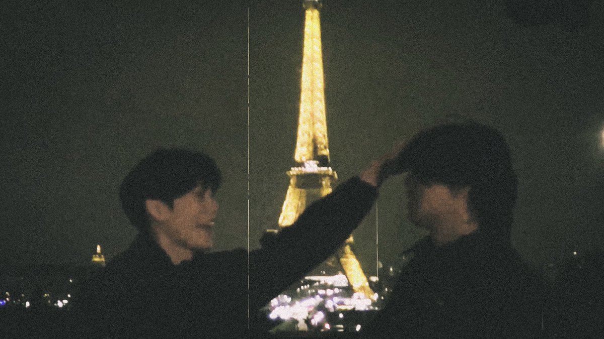 dimplecollector's tweet photo. 🗼

#YINWAR1STFANMEETING
YINWAR FANMEET IN BKK https://t.co/WuJwnUeRci