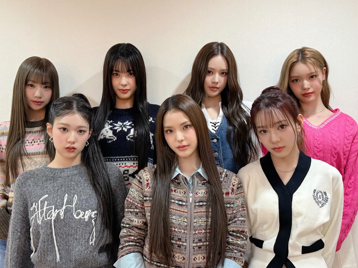 [iznaPIC📷]

2024.12.07 <대면 &amp; 영상통화 팬사인회>

#izna #이즈나
#N_a