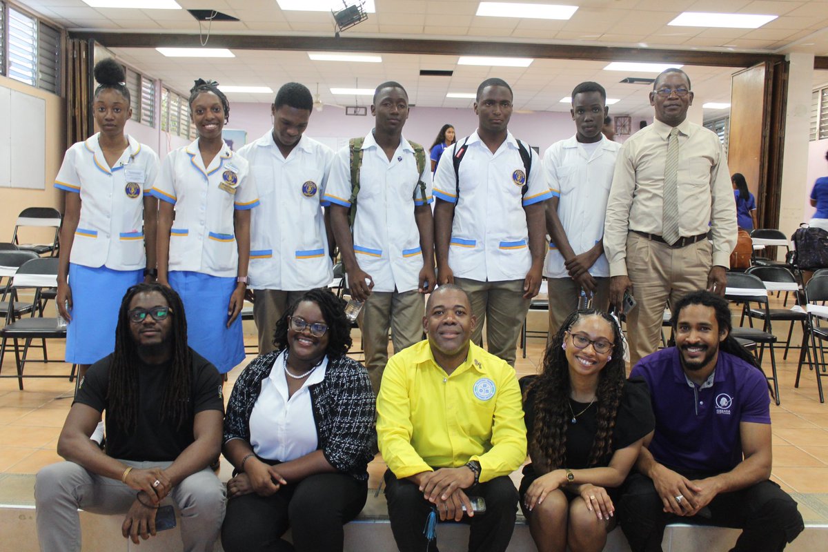 ChrisGizzada's tweet photo. Last week ICHS’ DM students put on a forum wherein they pitched ideas &amp; received constructive feedback that I am sure will serve them well in their upcoming examinations &amp; beyond.

As always, we’re deeply invested in 🇯🇲’s future entrepreneurs &amp; will pass on all lessons learned 🙏🏿 https://t.co/2uJwdAUBQA
