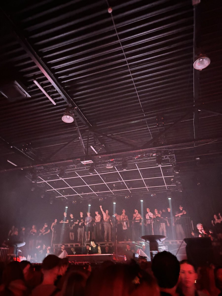 zuid1908's tweet image. Weer ff gas geven @KevvFR @010zuid_ 🚀