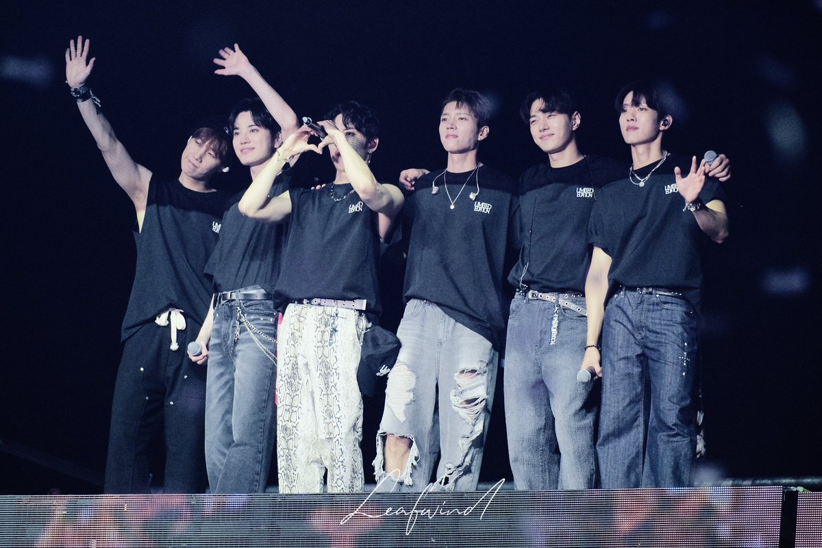 yuuuuu001118's tweet photo. 241207 INFINITE LIMITED EDITION
15TH ANNIVERSARY CONCERT

#남우현 #우현 #인피니트 #INFINITE #woohyun #namwoohyun #엘 #명수 #김명수 #myungsoo #ミョンス #金明洙
#성규 #김성규 #KIMSUNGKYU
#이성열 #성열 #SONGYEOL  #이성종 #성종쿨한 #동우 #장동우 https://t.co/jJWhiU3YnP