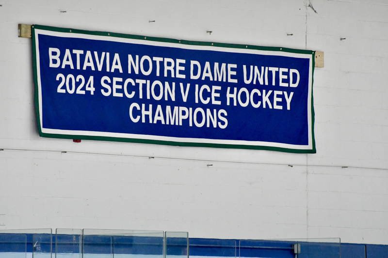 Mosey_29's tweet photo. Last Saturday, we celebrated the 2023-24 Section V Class B Champ, Far West Regional Champ, &amp; State Frozen Four team. Such a special group of players &amp; student athletes. Thank you for reshaping HS hockey in Batavia. Honored to coach this group. 🏆

Great start to the new season! https://t.co/A6rf1z8tvs