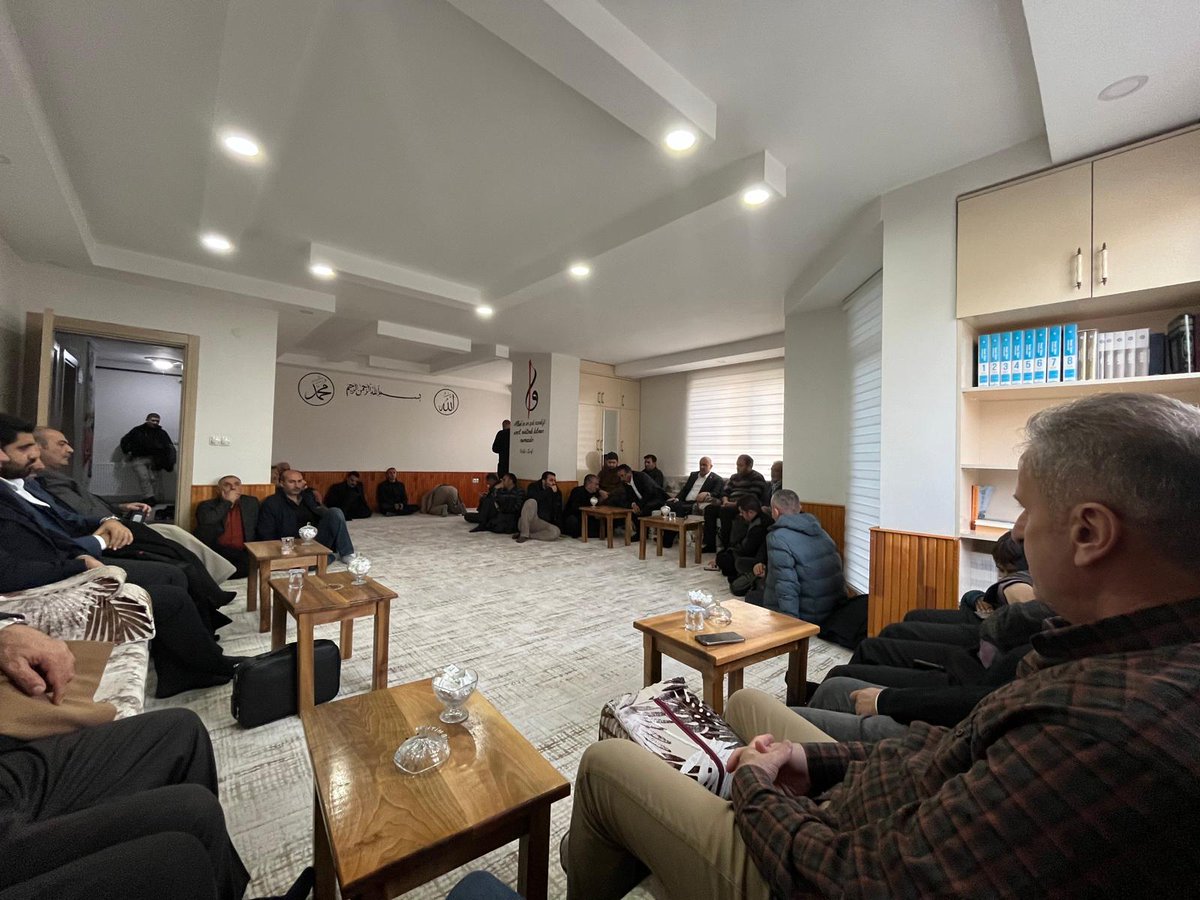 Burhan_Kayaturk's tweet photo. 📍Memur-Sen Van İl Başkanlığı 

Memur-Sen Van İl Başkanlığı'nı ziyaret ettik.

İlimize geniş bir yelpazede hizmet sunan Memur-sen'in kıymetli üyeleriyle yerel, ulusal ve uluslararası birçok konuyu konuştuk.

Memur-Sen İl Başkanı'na ve İl Temsilcilerine misafirperverlikleri ve hoş sohbetleri için teşekkür ediyorum.

@BuroMemursenVan