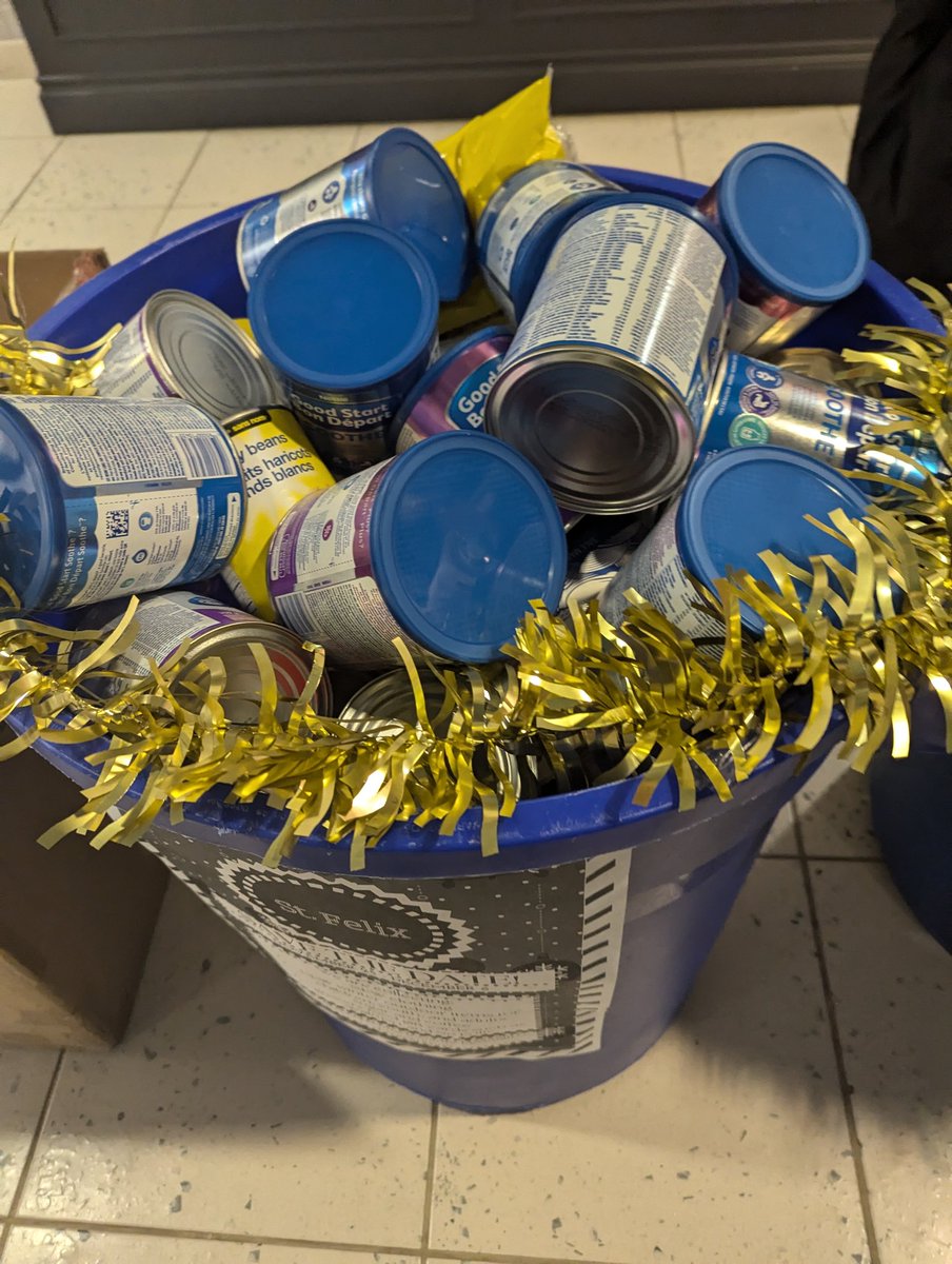 TY to our CSC for organizing the wonderful Christmas Market, to our student volunteers &amp; to all the families who attended and supported the Christmas Drive.  It was a great way to come together &amp; celebrate as a Catholic school community! 🌲🌲