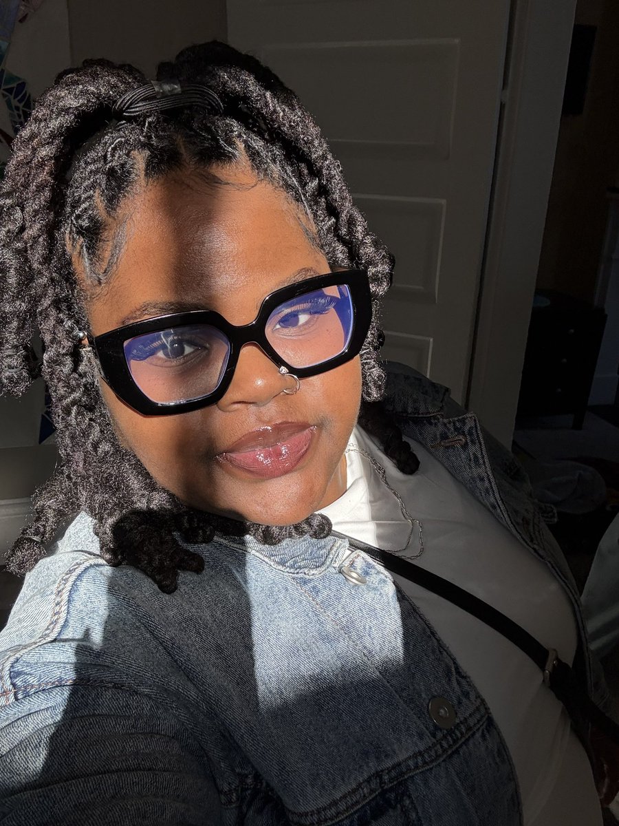 quinshae_'s tweet photo. Oh … hey there 🤗 https://t.co/uoSYgS5zvw