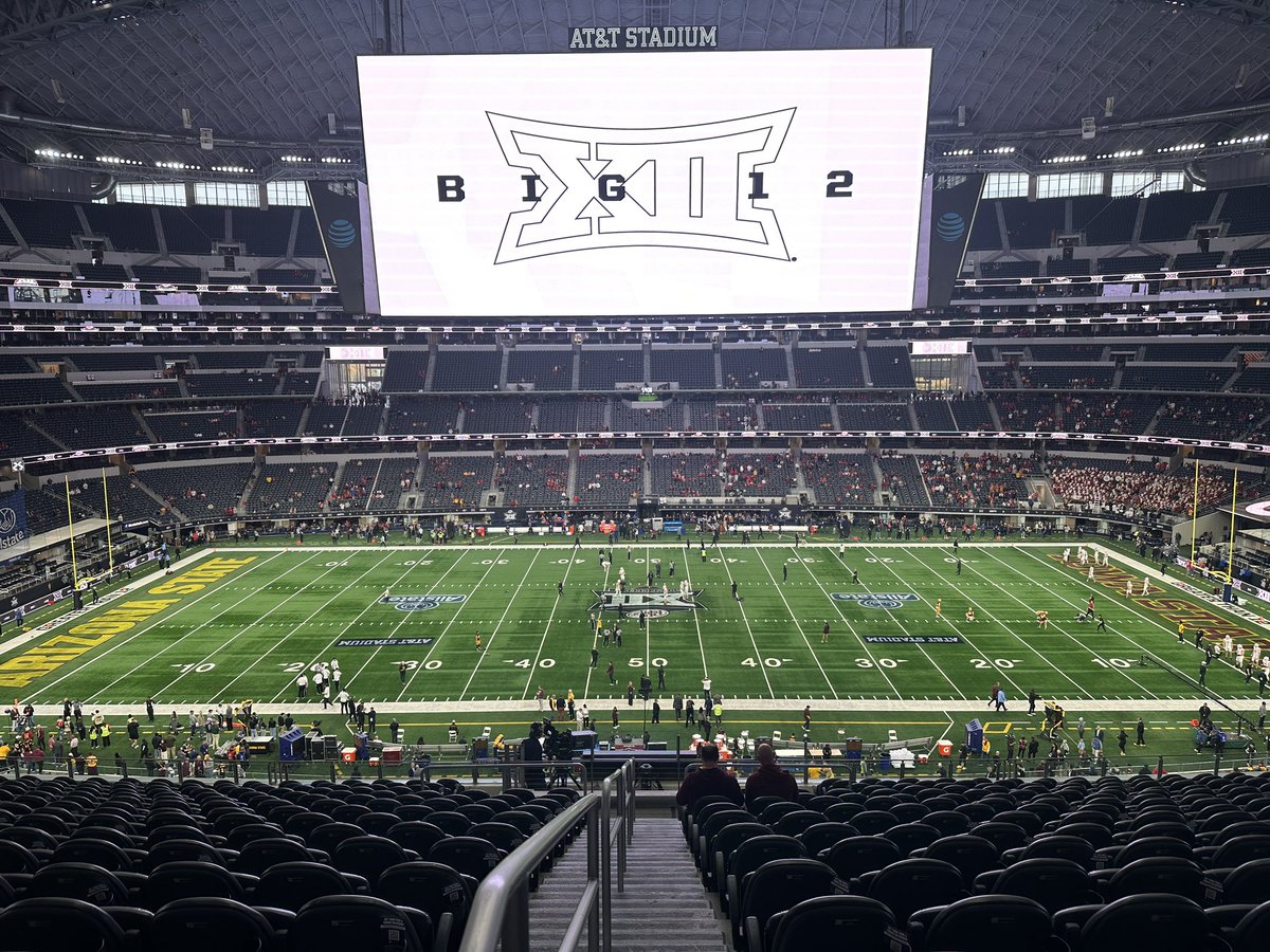 Coach Loosli tweet media