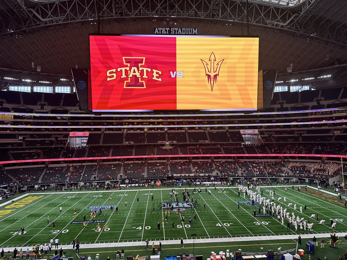 Coach Loosli tweet media