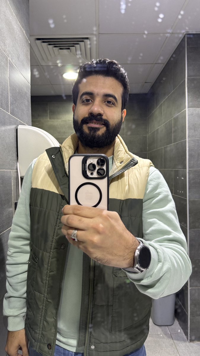 HamadaBassir's tweet photo. بنعافر لاجل ما نعيش https://t.co/psLFjp48bX
