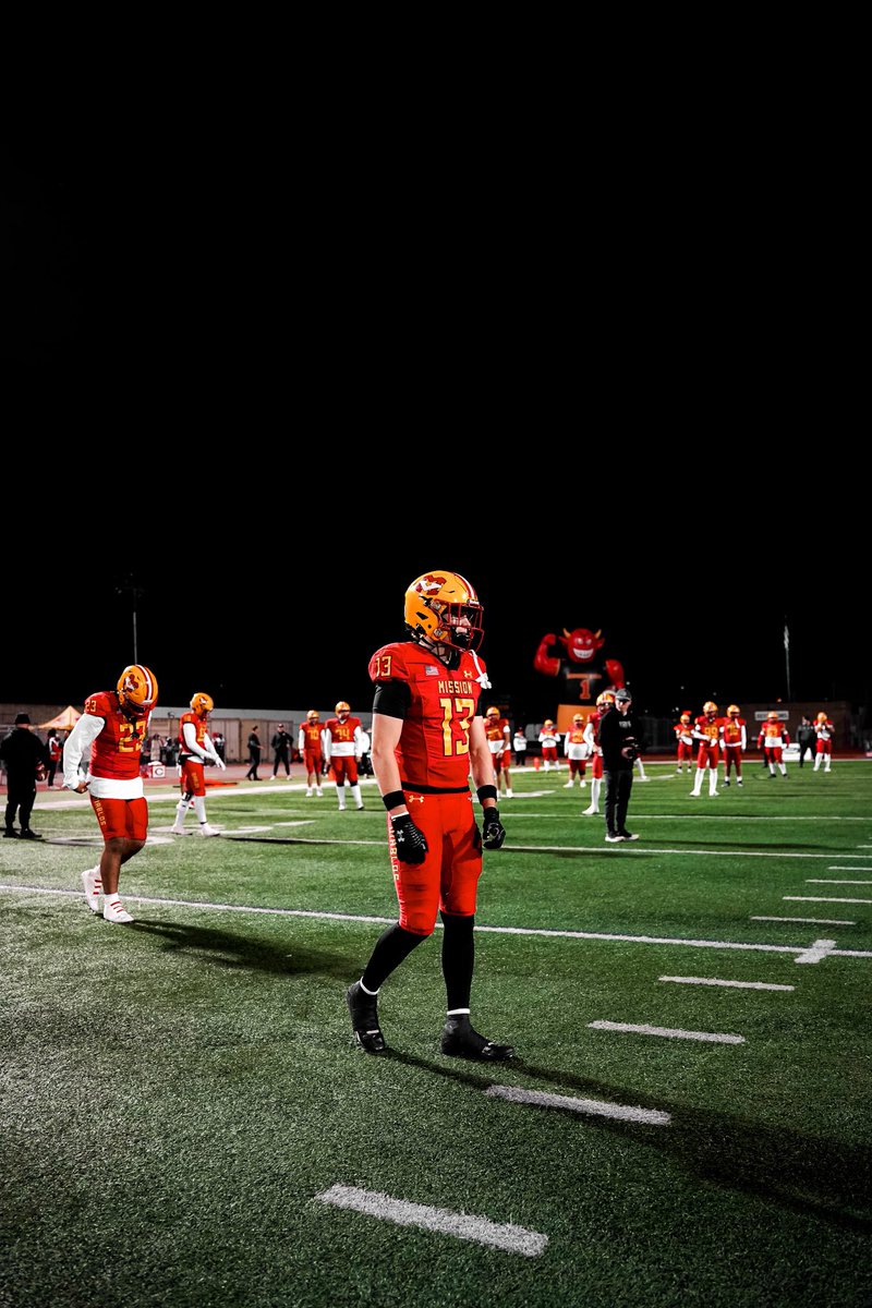 Full Season Highlights (11 games) -
Yds: 1017, Rec: 57, Tds: 15, and 2 Blocked punts !! 
hudl.com/v/2Q3XYJ