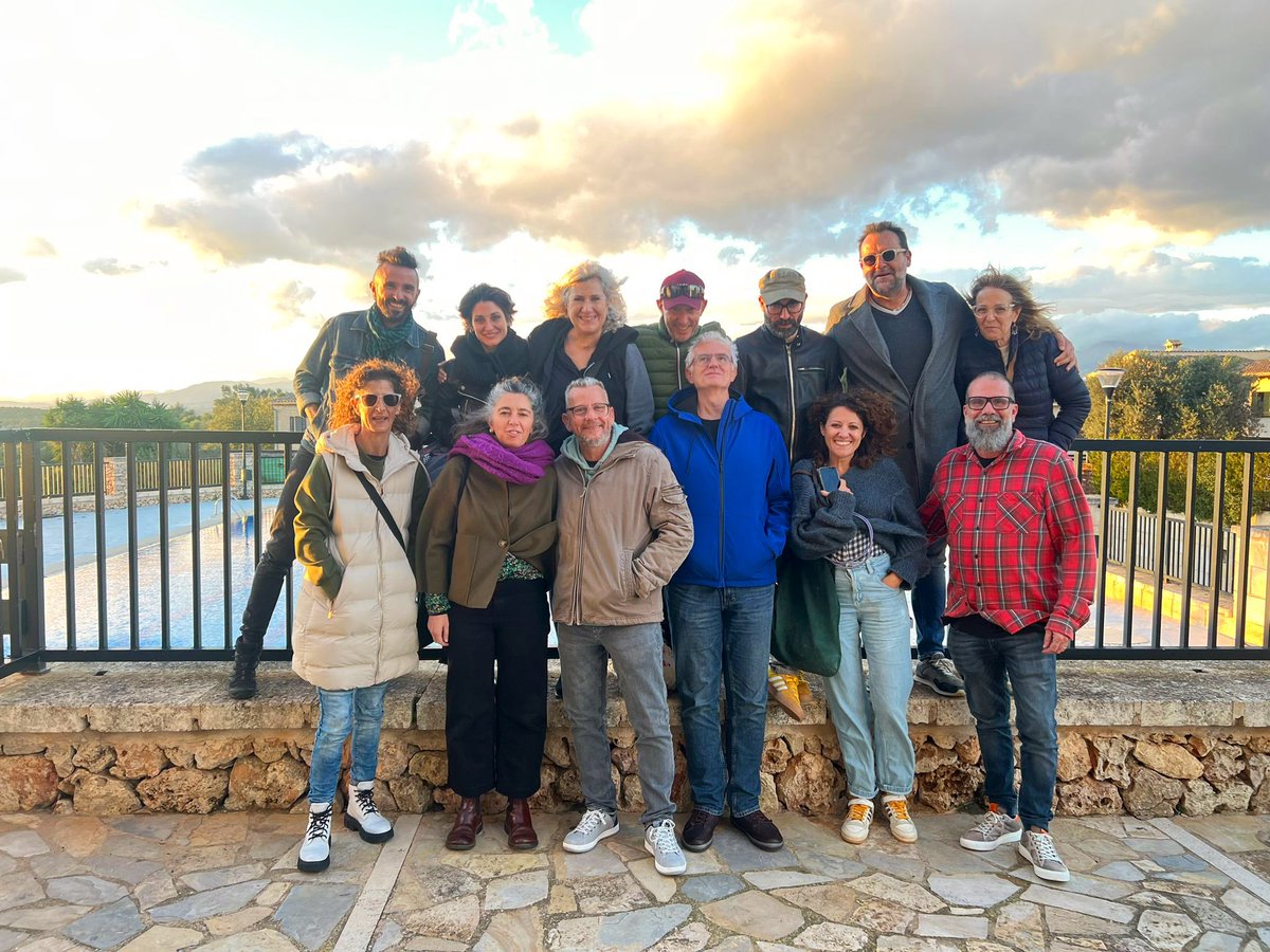 Dinar de <a href="/vermutolegsMca/">Vermutòlegs i Vermutòlegues de Mallorca</a> a Costitx, segur que el 90% dels que llegeixin això no hi han estat mai 😁