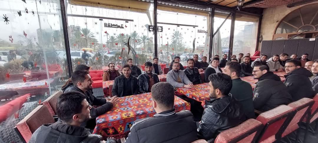 SRYA2011's tweet photo. In the liberated city of #Aleppo, SRYA held its first meeting, emphasizing the vital role of #youth in building Syria’s #future. Their focus: instilling freedom, #justice, and dignity while uniting efforts for facing challenges. #HopeForSyria #YouthPower #Revolution
#Aleppo https://t.co/HNhDR3jn9X