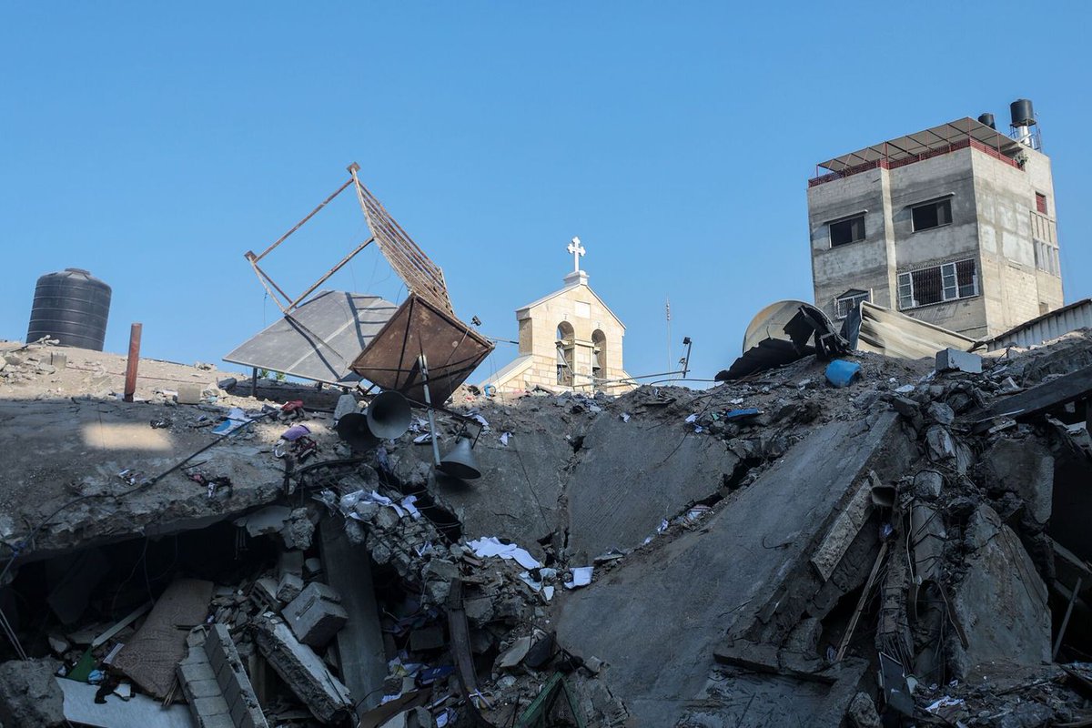 Red__daK's tweet photo. @vpecresse Isra-hell a délibérément détruit parmi les églises les plus anciennes de la chrétienté au Liban et en Palestine. A Jérusalem et en Palestine les chrétiens sont persécutés par Tsahal avec votre soutien inconditionnel. Hypocrite! https://t.co/kOx6HlIh6i
