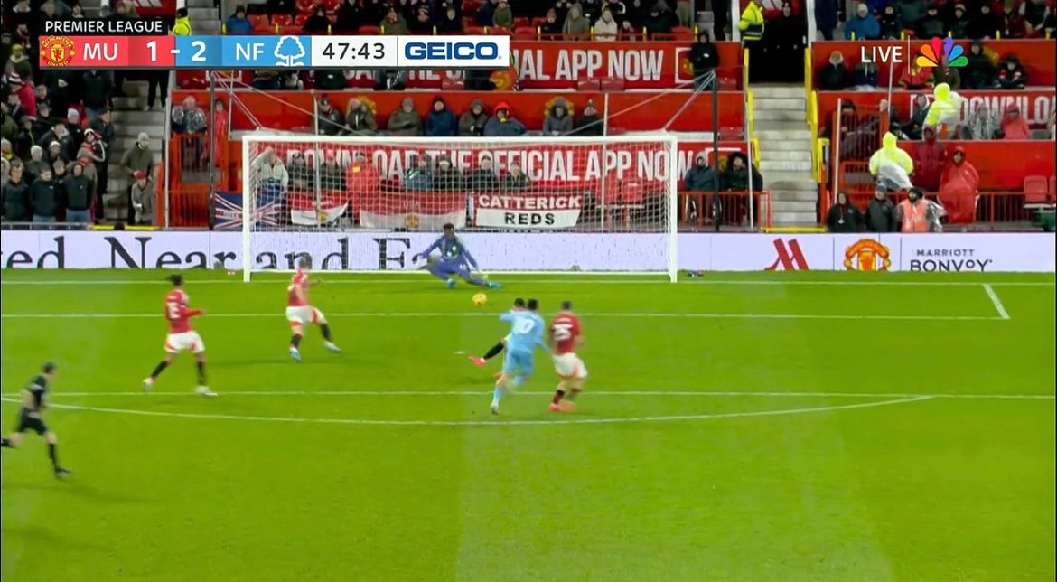 xGPhilosophy's tweet photo. A goalkeeper would be expected to save this shot 97% of the time, according to xGOT. https://t.co/9CVTvpXrMt
