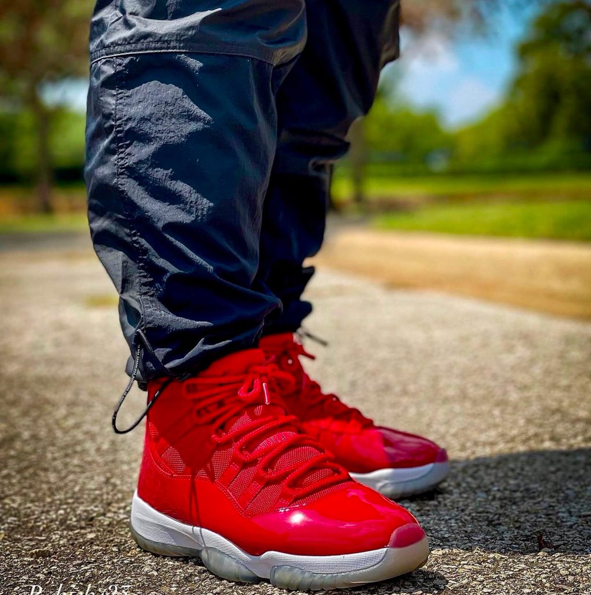 jordan 11 win like 96 on feet