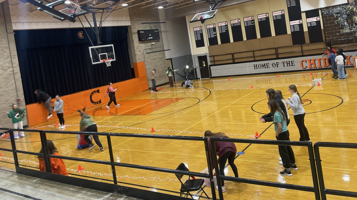 ChiddixJHS's tweet photo. During our Early Release Day this week, our PBIS team hosted the Reindeer Games for our 2nd quarter incentive!! Lots of laughs, fun, and singing!! #BEaCHARGER #unit5pride https://t.co/VPRchEeEU9