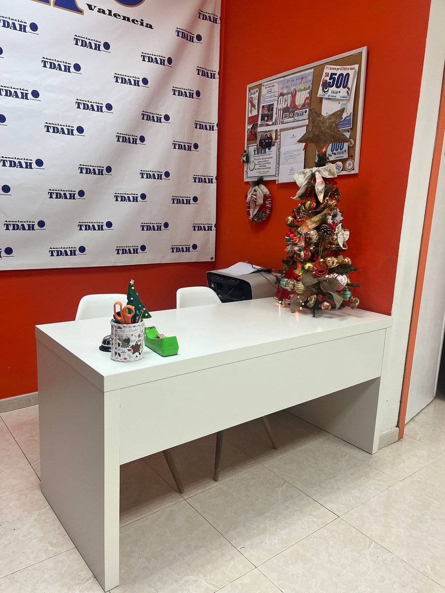 tdahmas16's tweet photo. Después de muchísimo trabajo y esfuerzo, nuestra sede vuelve a coger forma y vuelve a la normalidad poco a poco 💪🏻 https://t.co/wsechnxNBq