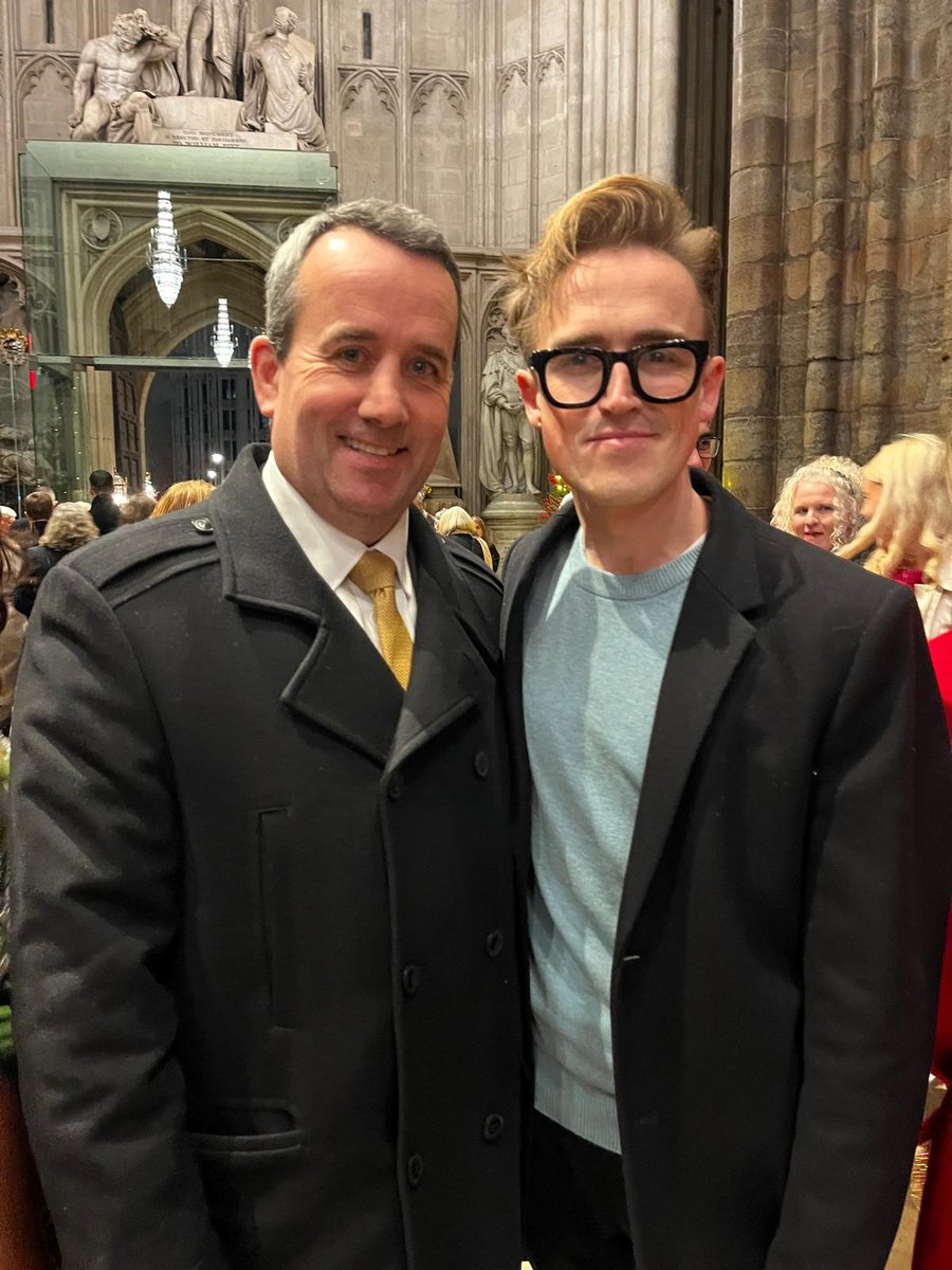 VenturersAc's tweet photo. Such an honour to meet the inspirational @chrishoy and @TomFletcher at the incredible Carol Service at Westminster Abbey. Thank you to the many inspiring people who work so hard to make a positive difference to others ๐#WhereEverythingsPossible #WeAreEACT #Autism https://t.co/MKVAEw6Jua