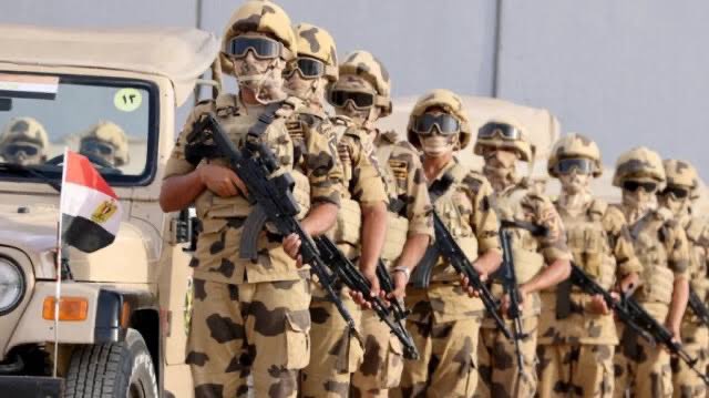 الجيش المصري العظيم وبكل فخر ..تعظيم سلااااااام