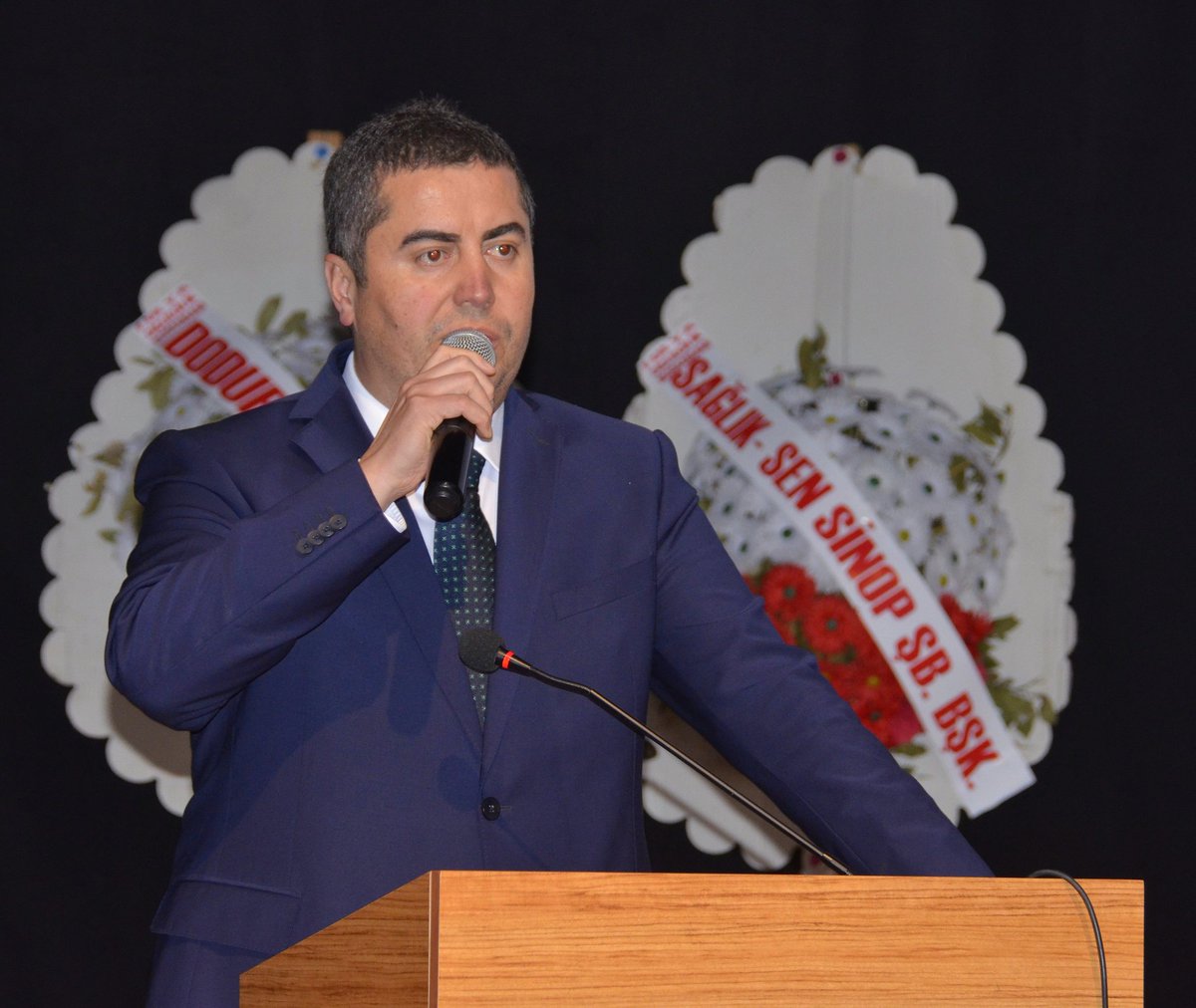 UgurGiresun's tweet photo. 📍 BOYABAT 
Bismillah diyerek çıktığımız ilçelerimizdeki 8. Olağan Kongre sürecimizi #Boyabat İlçe Kongremizle tamamladık.

İlçe Başkanlığına seçilen değerli kardeşim Sefa Semih Erol ve yönetimine başarılar diliyorum.

Görevi devreden değerli başkanımız Kadir Çok'a ve yönetimine yaptığı çalışmalardan dolayı teşekkür ediyorum.

Heyecanın, dava bilincinin, vefanın hiç eksilmediği kongre sürecimizin bayram havasında geçmesine vesile olan teşkilat üyelerimize ve partimize gönül vermiş tüm dava arkadaşlarımıza ayrıca yürekten teşekkür ediyor şükranlarımı sunuyorum.

Güçlü kadrolarla tam yol ileri...💪
@RTErdogan @Akparti @erkankandemir #sinop