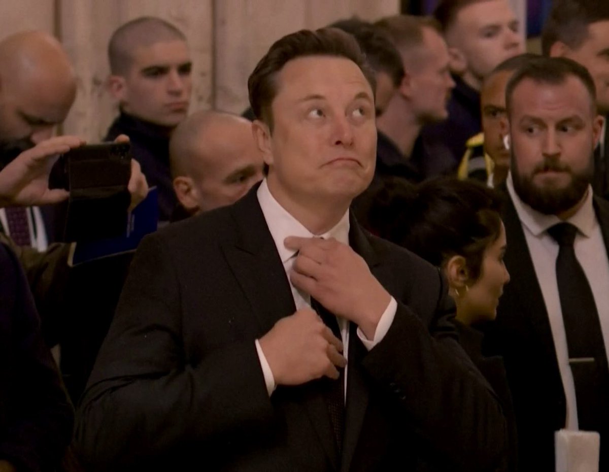 ADMIN POST. 

Remember when <a href="/Keir_Starmer/">Keir Starmer</a> said he would summon <a href="/elonmusk/">Elon Musk</a> for basically platforming unedited free speech for all?

As #NotreDameDeParis is officially reopened tonight, world leaders were all invited. 

Starmer was snubbed.

Musk was invited alongside Trump.
