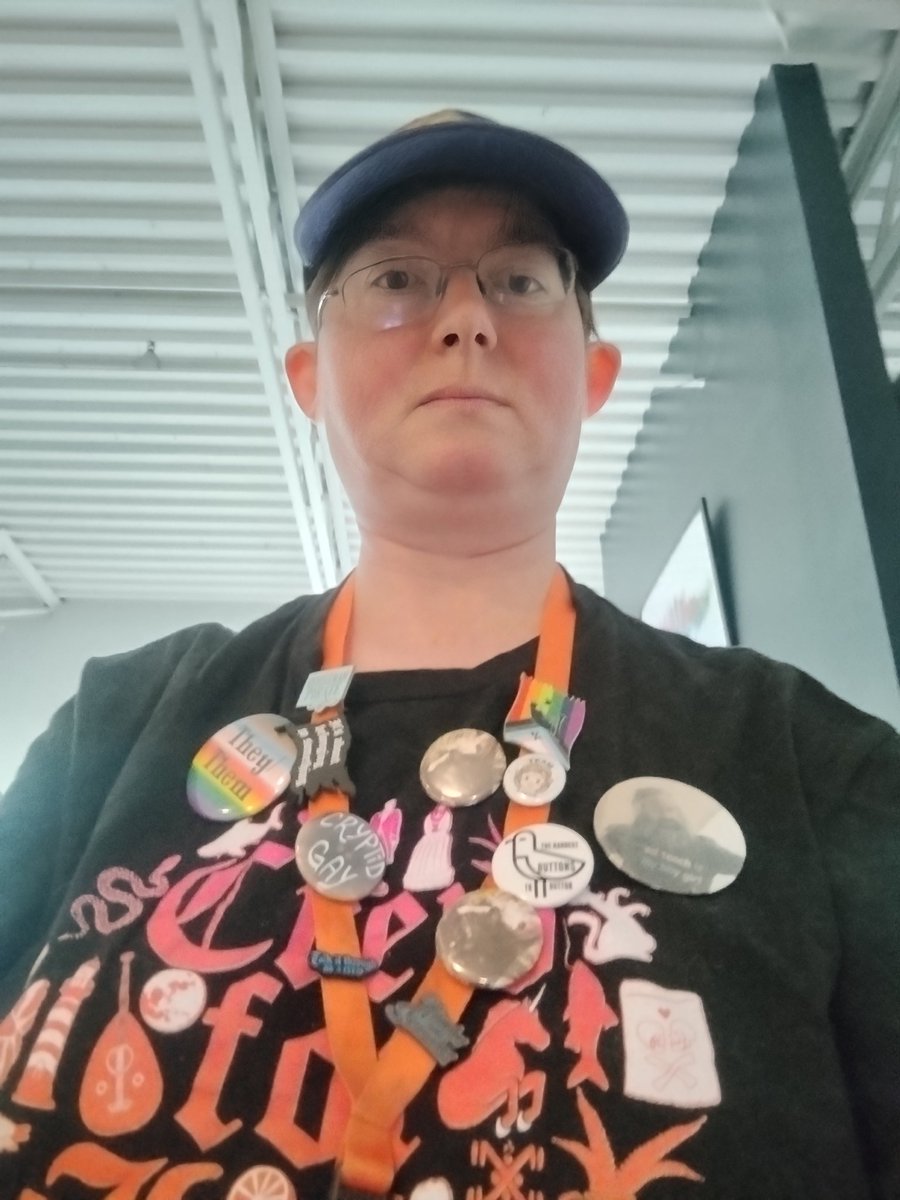 Hey everyone! Please come say hi at #GCC I don't have things to give away, I'm just bored and lonely and like all you dorks so much. #OFMD