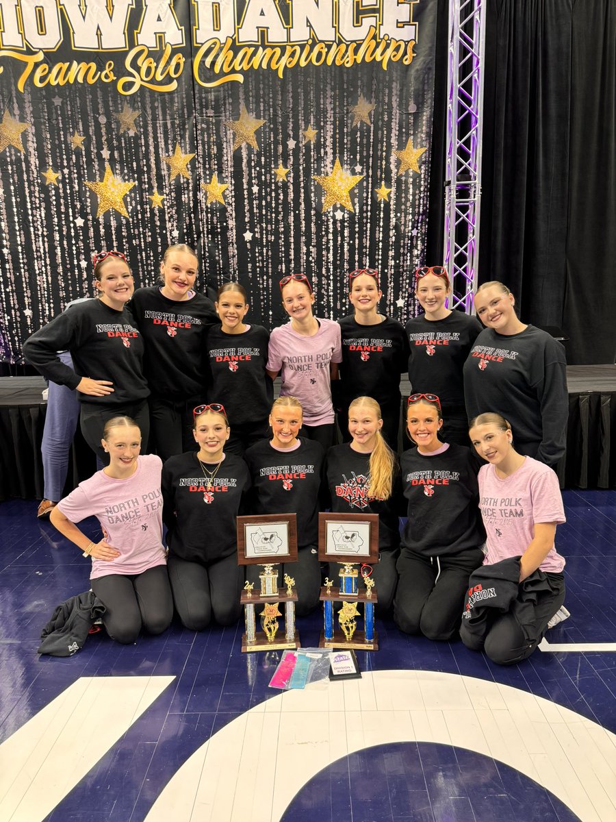 Congratulations to the Dance team on their great day at the ISDTA yesterday. 

2nd in Pom 🥈 
3rd in Lyrical 🥉 
Division 1 Rating for Hip Hop

#GoComets