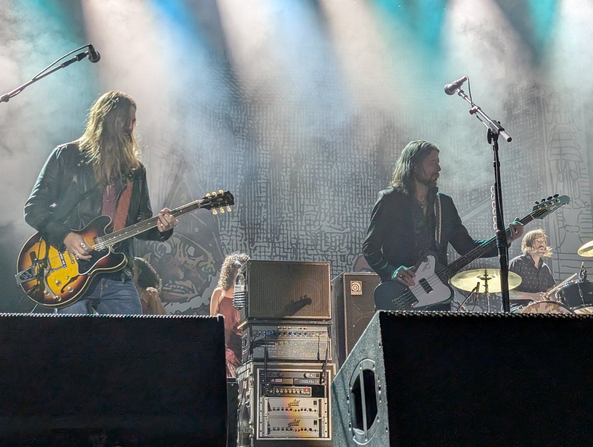 Jim in Coachella 🎶 ⛳ tweet media