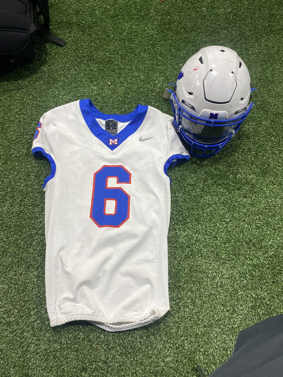D1cam66's tweet photo. IT WAS A GREAT SEASON6️⃣!!!  AND THANK YOU TO ALL MY COACHES AND NOW ITS TIME TO PLAY AT THE NEXT LEVEL 💪🏿6️⃣🙏🏿 https://t.co/Qw70m5oc1c