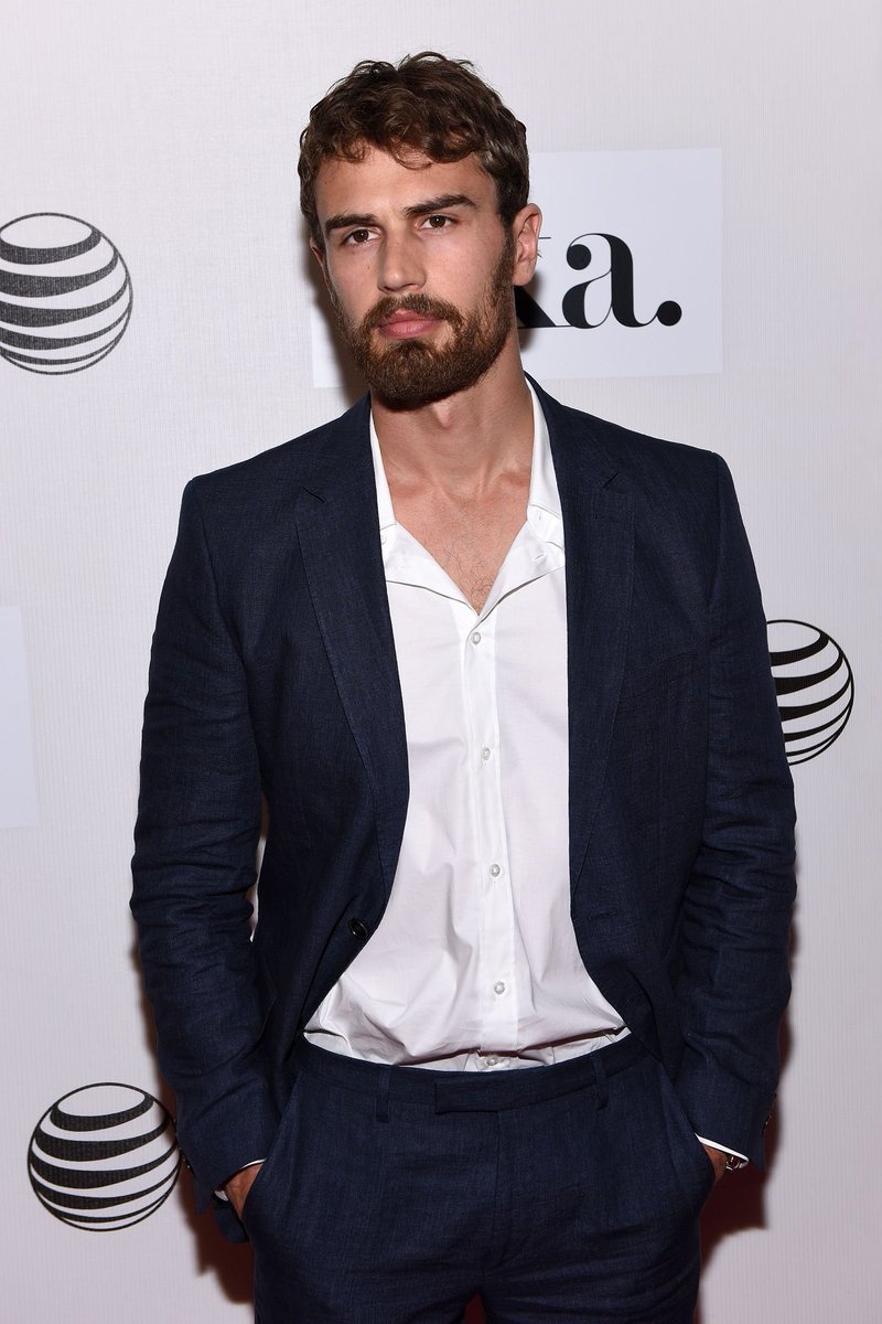 Scruffy but clean. An evening with the legend Richard Gere and the darling Elle Fanning at the NYC premiere of our new <a href="/JCPXtra/">JCPx</a> Original Film “Reciprocity.” Thank you to the Tribeca Film Center for hosting. Thank you to <a href="/HUGOBOSS/">HUGO BOSS Corporate</a> for suiting me. #ReciprocityJCPx 🗓️ 4th December