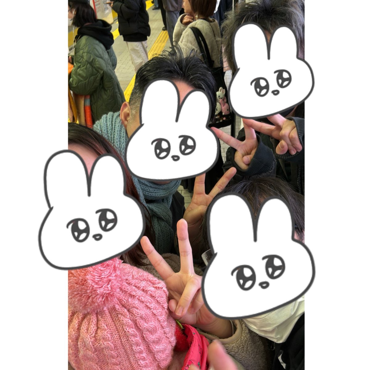 9rQww's tweet photo. お好み焼きを食べて、カラオケで合戦をして、外でファミチキを食べておわり。次はおギルも来るんだよー😾

@Nao_029 @ポコ https://t.co/hK15l4DnU0