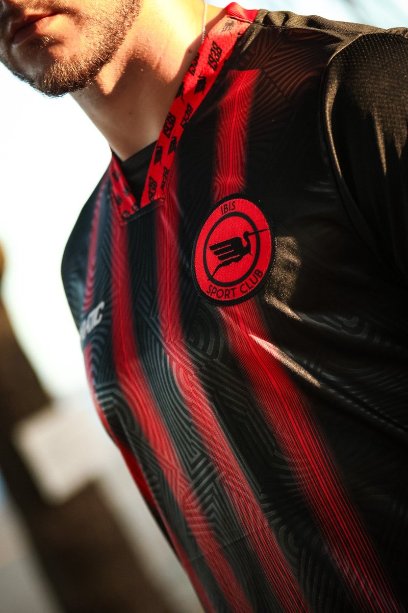 ReliquiasAlt's tweet photo. Espetáculo, @ibismania! 😍

A @PraticSportOfc fez a boa e mandou pro Relíquias algumas peças exclusivas do Íbis 2024/25 ⚫️ 🔴

Compre aqui: https://t.co/BY3OdbhVI2 https://t.co/Y836fFFyyP