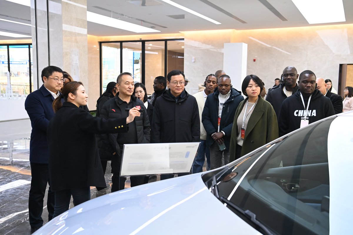 patrickmushitsi's tweet photo. Honored to be part of the China-Africa Future Leaders’ Dialogue in #Yichang! From Dec 7-10, we’re discussing “Advancing Hand in Hand Along the Path Towards Modernization” with fellow young leaders. Excited to contribute to stronger China-Africa relations! #ChinaAfricaFriendship https://t.co/XPyLlELS4g