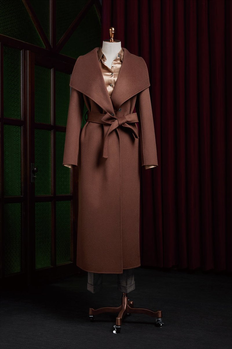 POLLHEIM_au's tweet photo. This rich brown coat brings classic luxury to the forefront of your wardrobe. Crafted with a tailored fit, the wide lapels and belted waist give it a sculpted, elegant look, while the full-length silhouette ensures maximum warmth and style. Whether paired with formal attire or layered over casual looks, this coat is a versatile must-have for the cooler months. The perfect blend of sophistication and comfort, it promises to enhance any ensemble while keeping you cosy and chic.

#Pollheim #clothing #fashion #style #coat #tailor