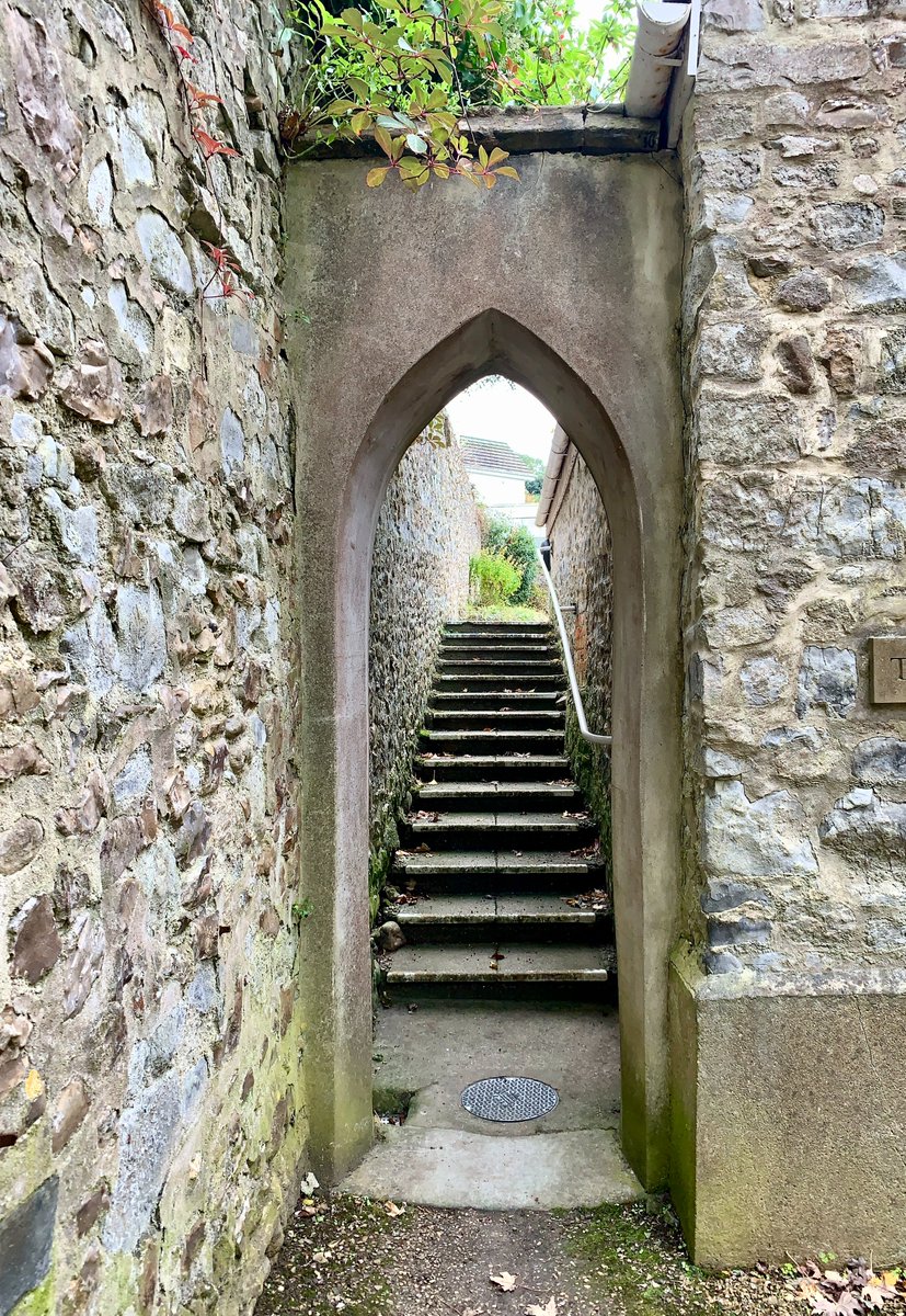 JBPhotos_UK's tweet photo. #StaircaseSaturday #SaturdayStaircase #SaturdaySteps https://t.co/hb0hI2ISwl