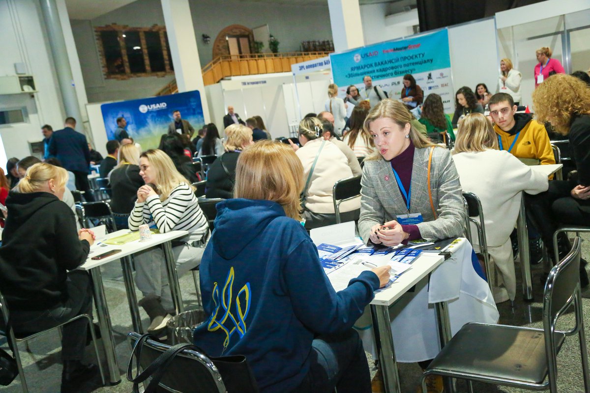 USAID Competitive Economy Program in Ukraine (CEP) (@usaid_cep) on Twitter photo ✨🚛 #TradeMasterGroup hosted a job fair at the "Logistics Day" event in Kyiv as part of the "Increasing Workforce Potential of the Logistics Business" program, supported by <a href="/usaid_cep/">USAID Competitive Economy Program in Ukraine (CEP)</a>.
🤝 40 top companies joined, 60 program graduates interviewed, 5 already hired! ✨🚛 #TradeMasterGroup hosted a job fair at the "Logistics Day" event in Kyiv as part of the "Increasing Workforce Potential of the Logistics Business" program, supported by <a href="/usaid_cep/">USAID Competitive Economy Program in Ukraine (CEP)</a>.
🤝 40 top companies joined, 60 program graduates interviewed, 5 already hired!