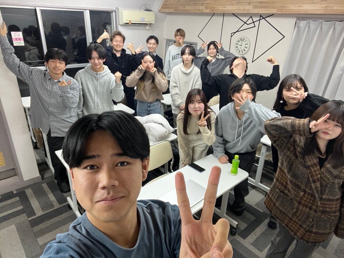 memory1223's tweet photo. 12/4
  #今日のみーつ 

今週はラスイベの全ての工程の最終確認をいたしました！

ラスイベがついに明日と迫ってきました！
是非是非お待ちしております♪

毎週水曜日見学者を募集しているので、興味のある方はDMお願いします😊

 #学生団体  #ボランティア  #インカレ https://t.co/D8McgeC1kG