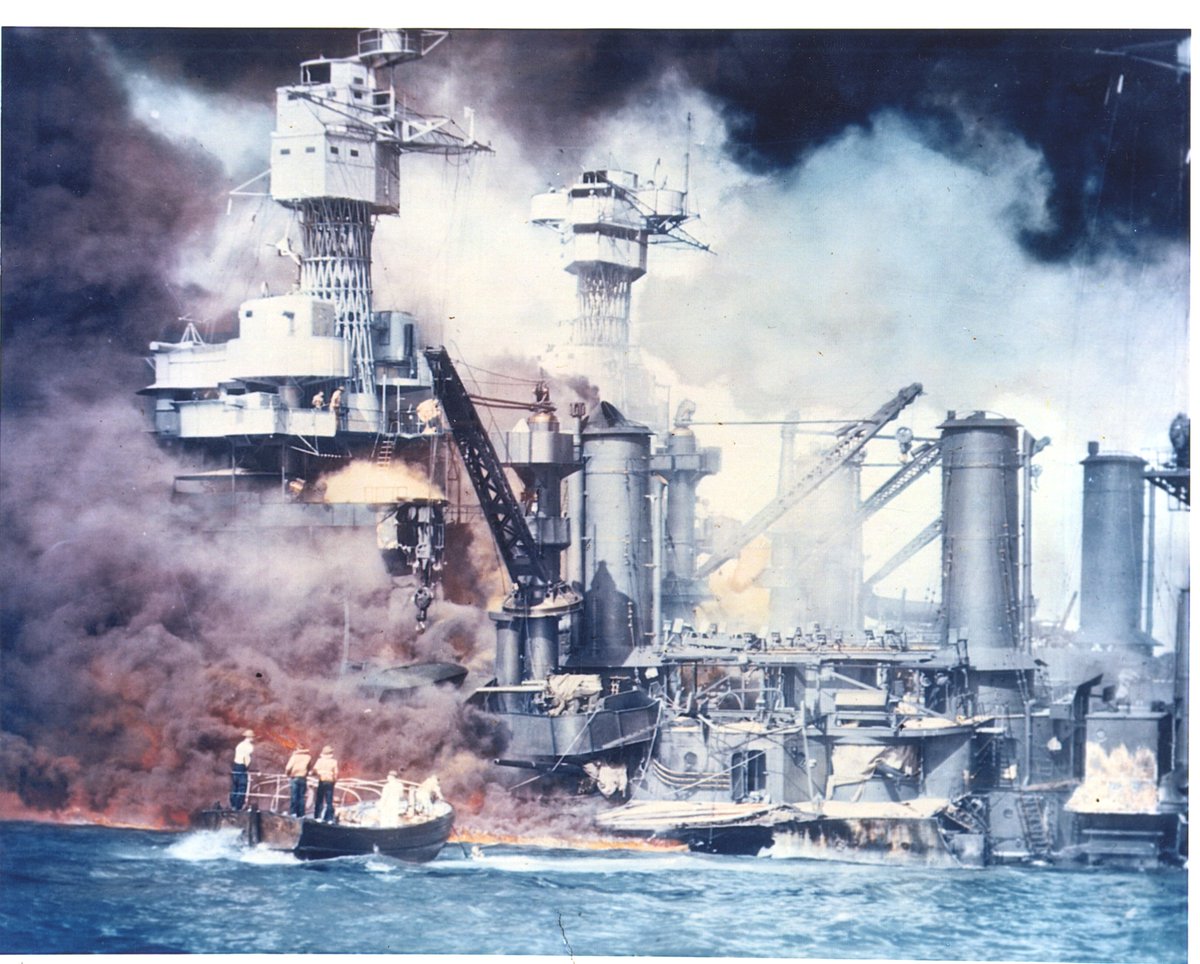 ArlingtonNatl's tweet photo. On Dec. 7, 1941, Japanese naval forces attacked the U.S. fleet at anchor at Pearl Harbor on the island of Oahu, Hawaii, in an event that led the U.S. to enter World War II.

ANC holds the graves of three Medal of Honor recipients who demonstrated great courage at Pearl Harbor. https://t.co/OTI27dpOOI
