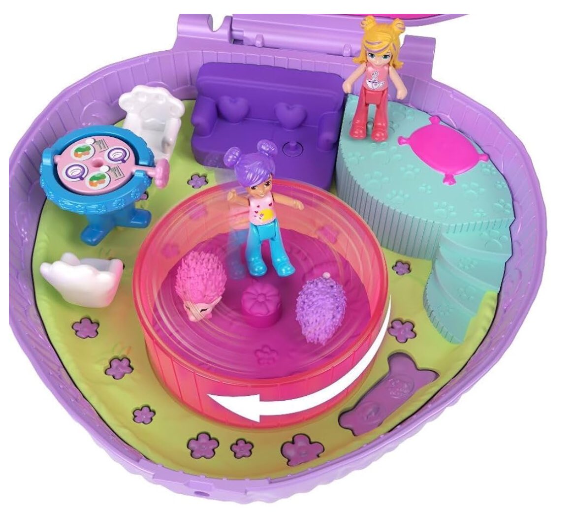 PollyPockets70's tweet photo. Awww hedgehogs and coffee ☕️🦔Polly Pocket Hedgehog Coffee Shop #pollypocket #coffee #hedgehog #toys #ad
https://t.co/cdQ2gc9Bja https://t.co/evn4LMRljw