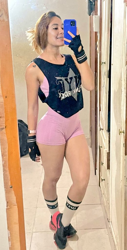 Working in my body for you💋💋